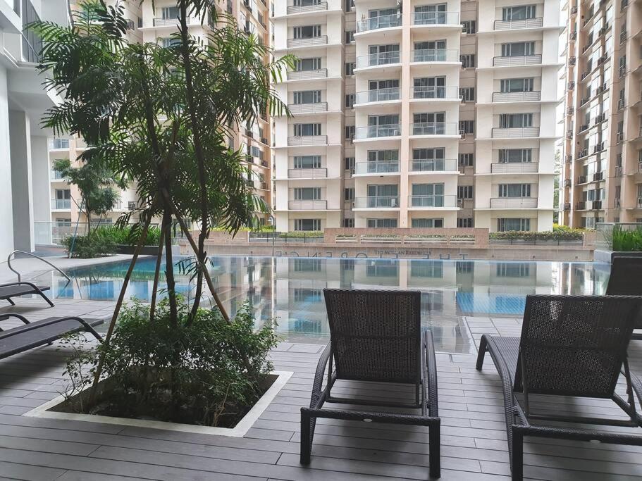 Beautiful High End Condo In City Center, Manila Exterior photo